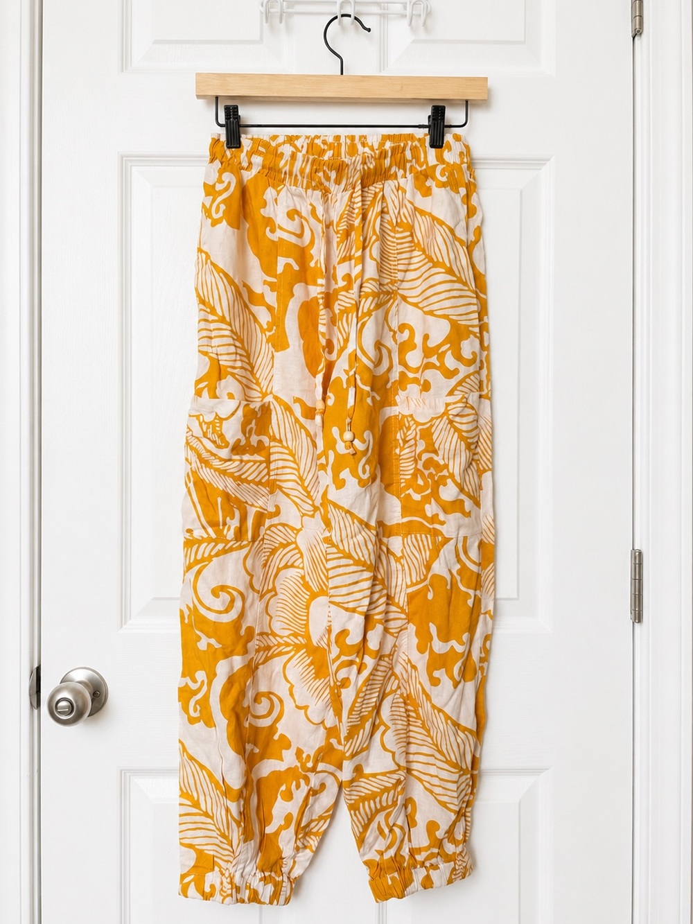 Yellow & White Printed Elastic Waist Harem Pants